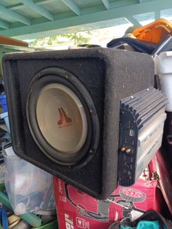 JL Audio Subwoofer in Carpeted Enclosure