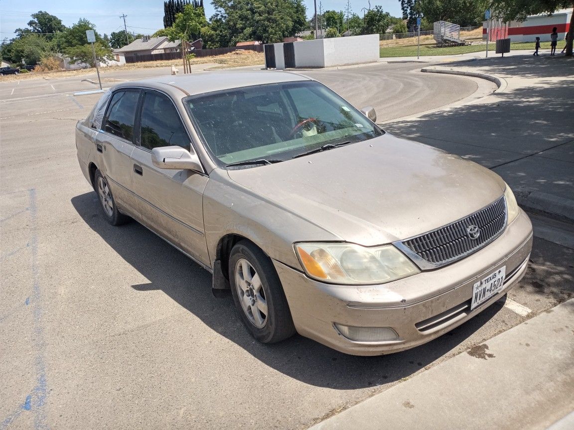 2001 Toyota Avalon