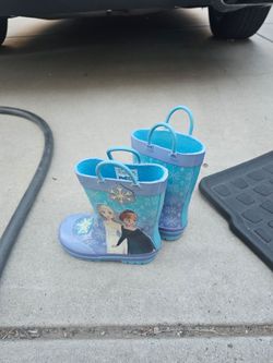 Little Girls rain boots size 7_8 in good condition