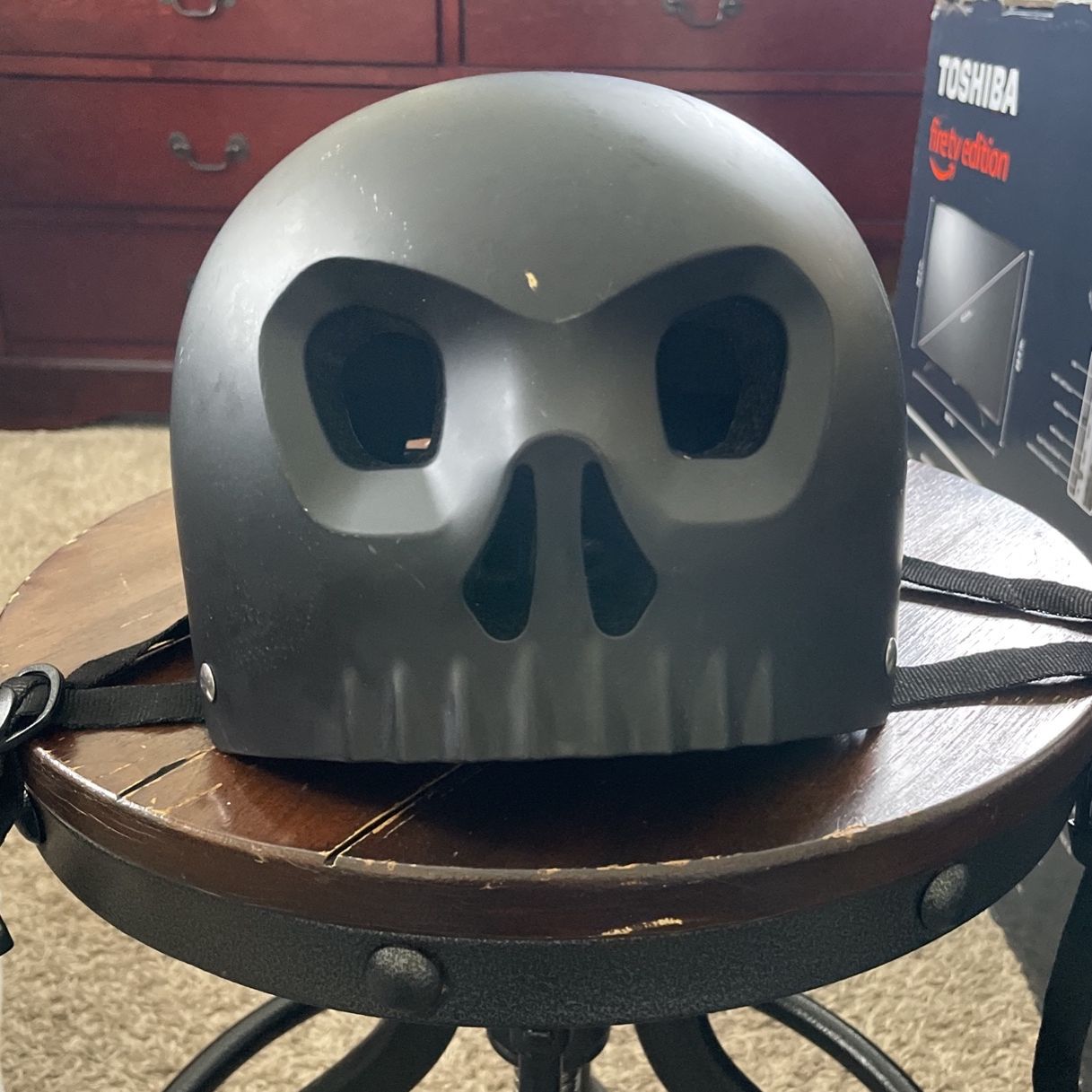 Mongoose Street Hardshell Skull Youth Helmet for Sale in Atlanta GA OfferUp