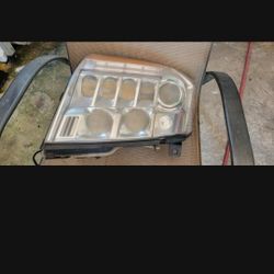 Cadillac Escalade Premium Headlights