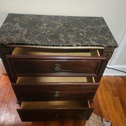 Queen Bed Frame And Chest Of Drawers 