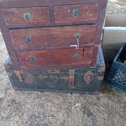Estate Sale With Furniture Pictures To Follow 