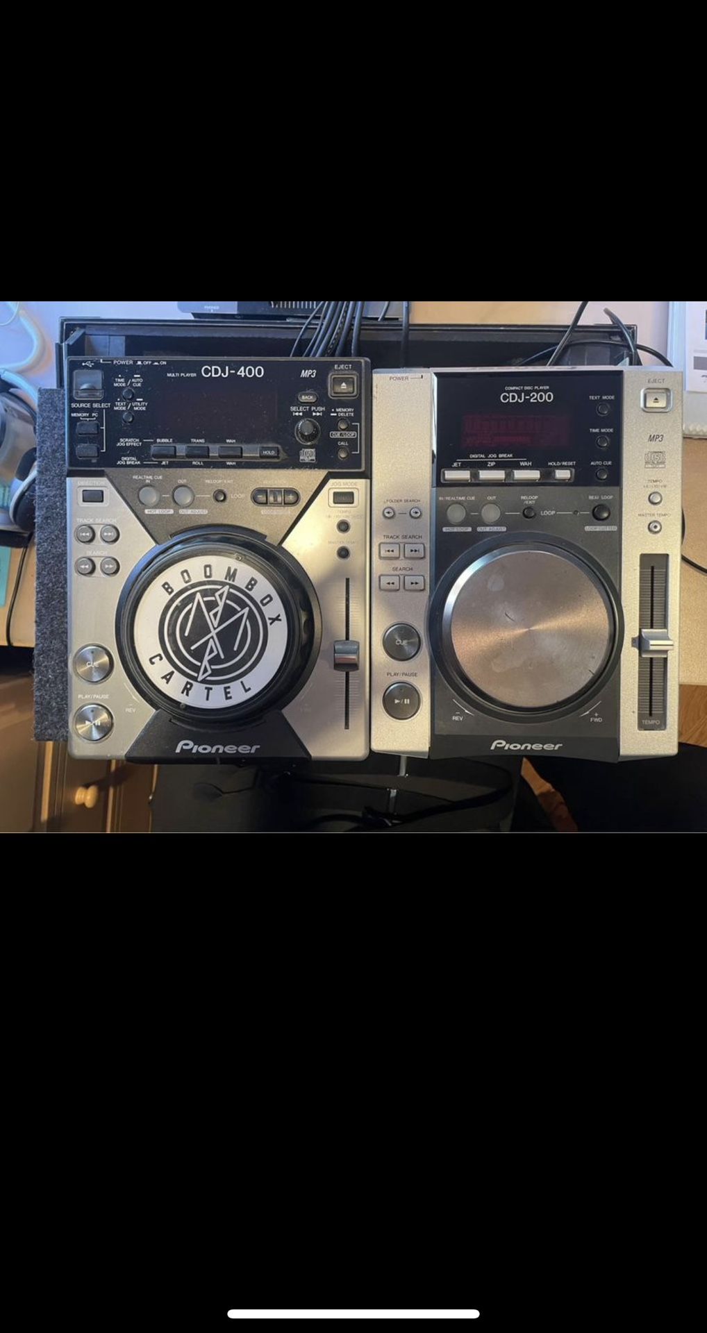 Pioneer CDJ 200 & CDJ 400