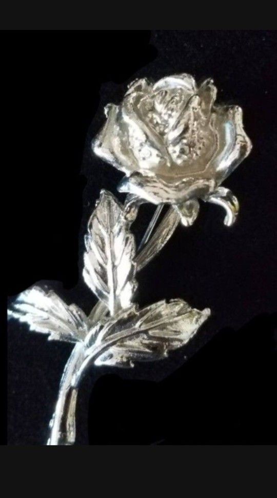 Vintage Silver Metal Demi Parue Brooch