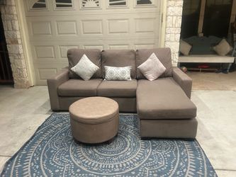 Free Delivery 🚚 Light Brown L Shape Couch And Ottoman / Sillon Cafe Claro En Forma L Con Ottoman
