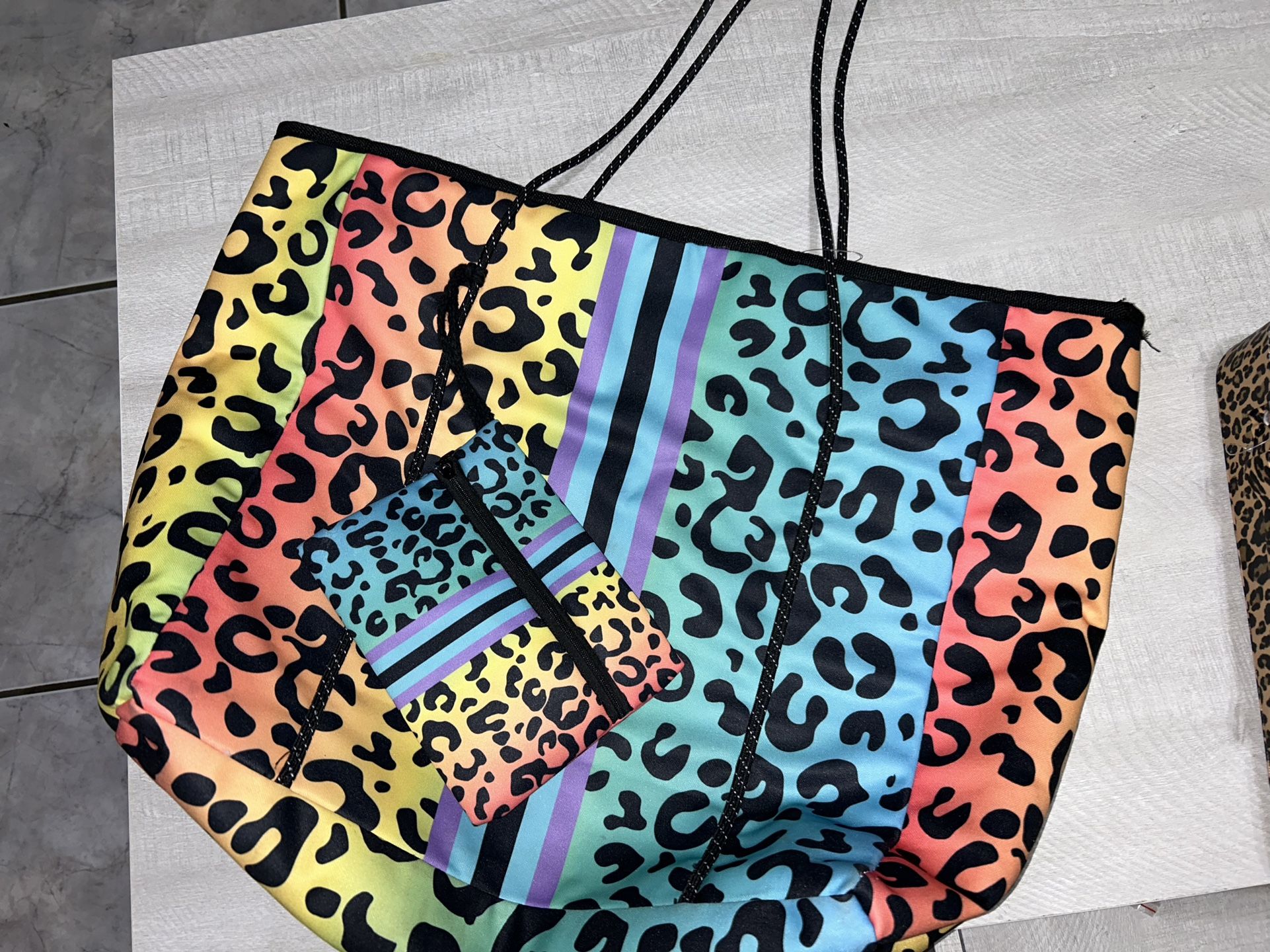 leopard largr tote & zipper makeup case pickup portland $10ea