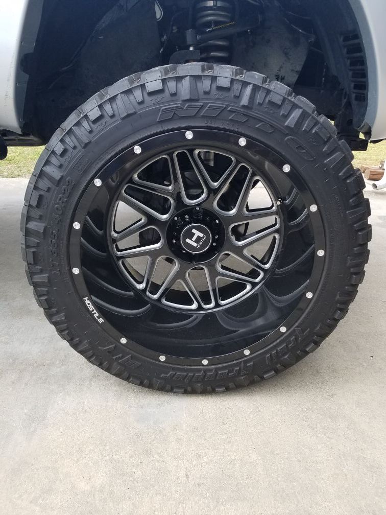 22x14 hostile sprockets 6x5.5 355/40r22 nitto trail grapplers
