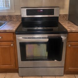Stove LG . Price Including Delivery 