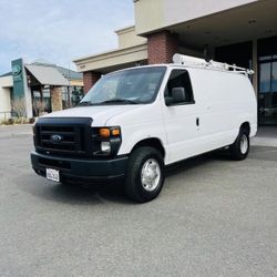 2010 Ford E-250