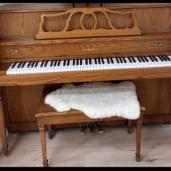 Yamaha  Piano Model Number  M500F