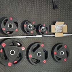 Signature Fitness Cast Iron Olympic 2-Inch Weight Plates Including 7FT Olympic Barbell, 325-Pound Set (280 Pounds Plates +45 Pounds Barbel), Multiple 