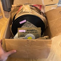 Box (50) Vinyl Records 10” 1940s-60s 200$ OBO