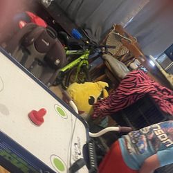 Air Hockey Table