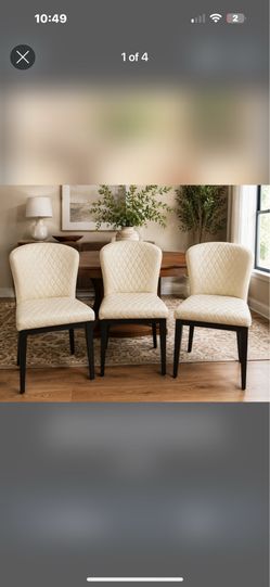 Set of 3 Cream Quilted Dining Chairs – Modern Upholstered Style