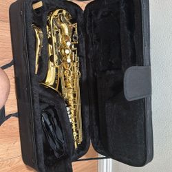 Used Yamaha Alto Saxophone 