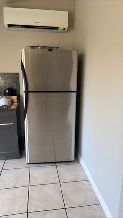 Frigidaire stainless steel refrigerator