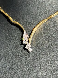 14k solid yellow gold V shape 1CTW Diamond Necklace 16”