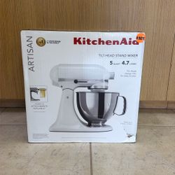 KITCHEN AID ARTISAN TILT-HEAD STAND MIXER 5QT