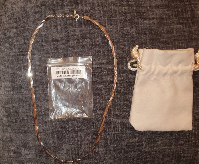 Cass Necklace