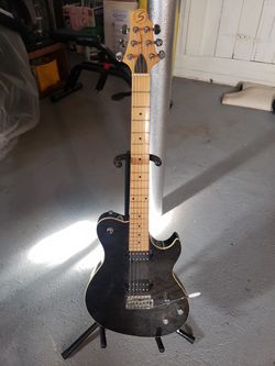 Greg Bemmett guitar and a Behringer Amp combo