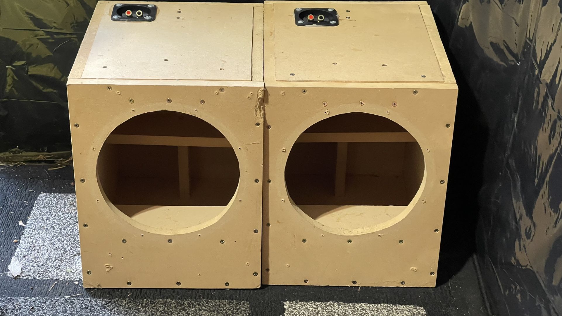 FREE 2x Subwoofer Boxes For 10” Sealed