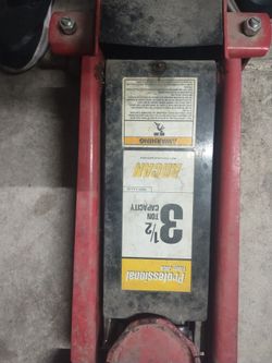 Three and a half ton floor jack