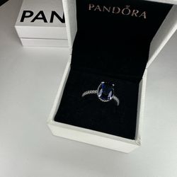 925 Pandora Style Ring . Size 7.!