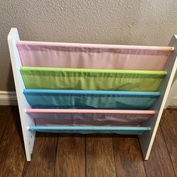 Kids bookshelf