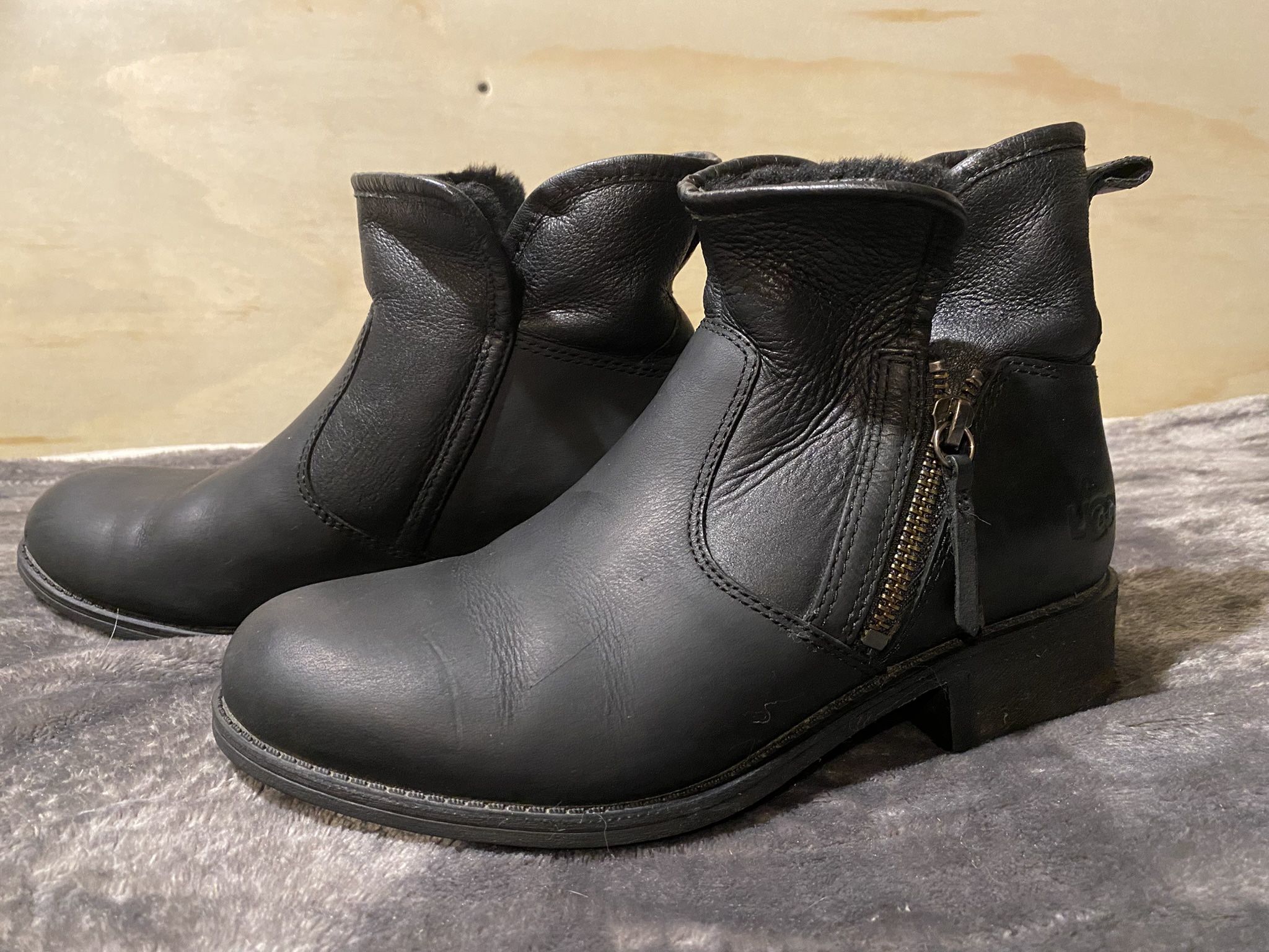 Ugg Boots Size 7, like New