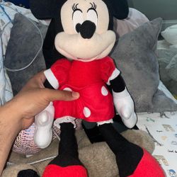Minnie Mouse Backpack Doll