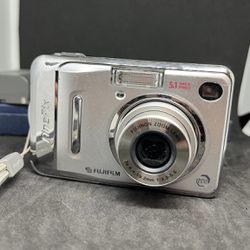 Fujifilm FinePix A Series A500 5.1MP Digital Camera - Silver