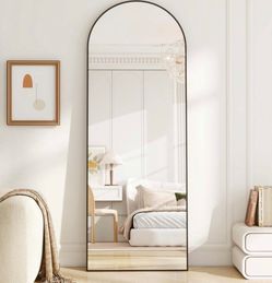 Arched mirror black 69 L x25.5 w
