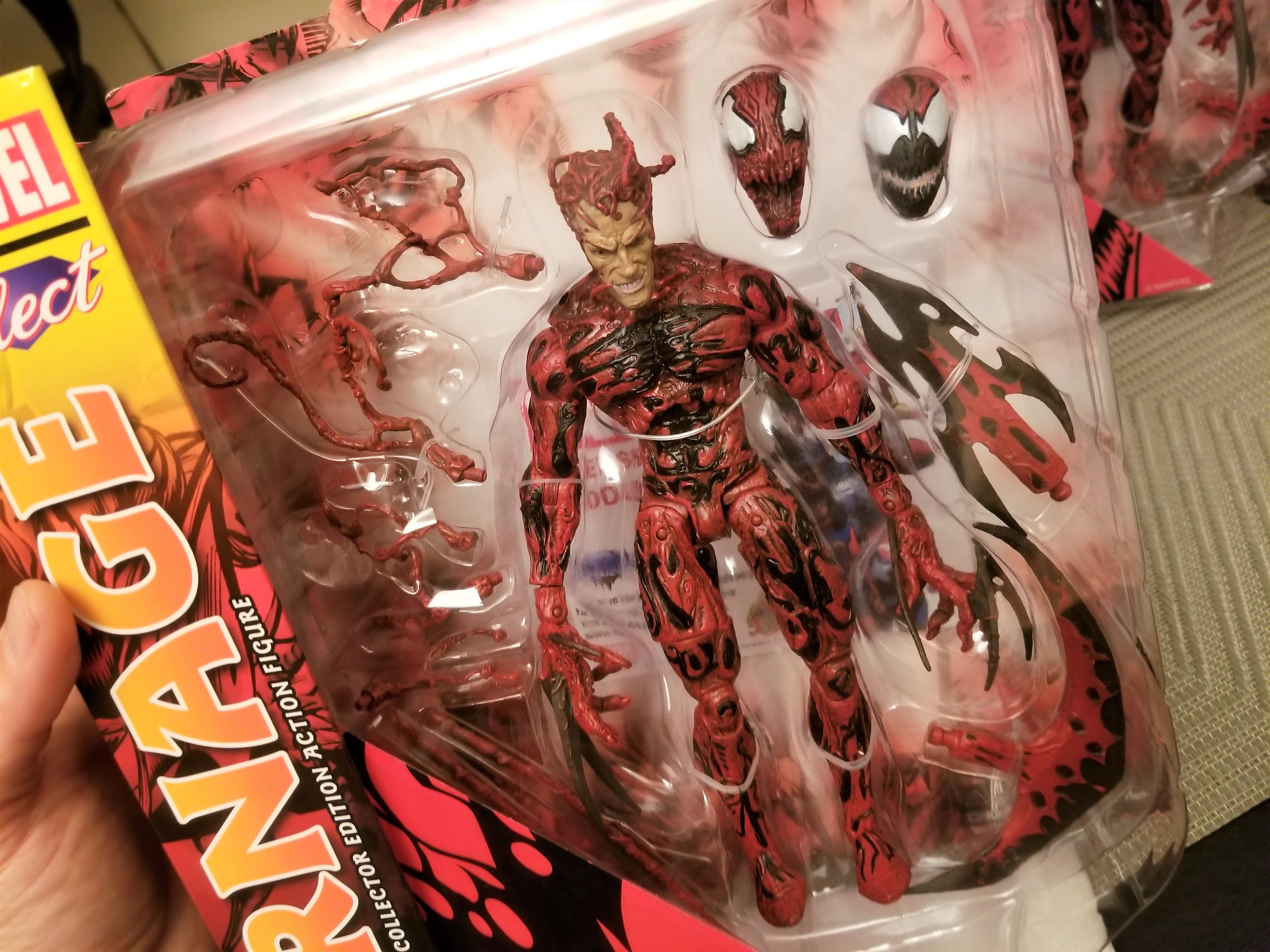 Marvel Select Carnage Action Figure Diamond Select MINT NEW ( discontinued! by manufacturer)