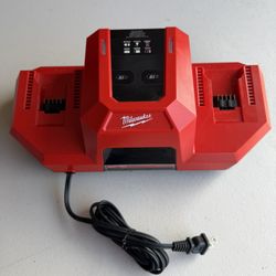 Milwaukee Battery Charger