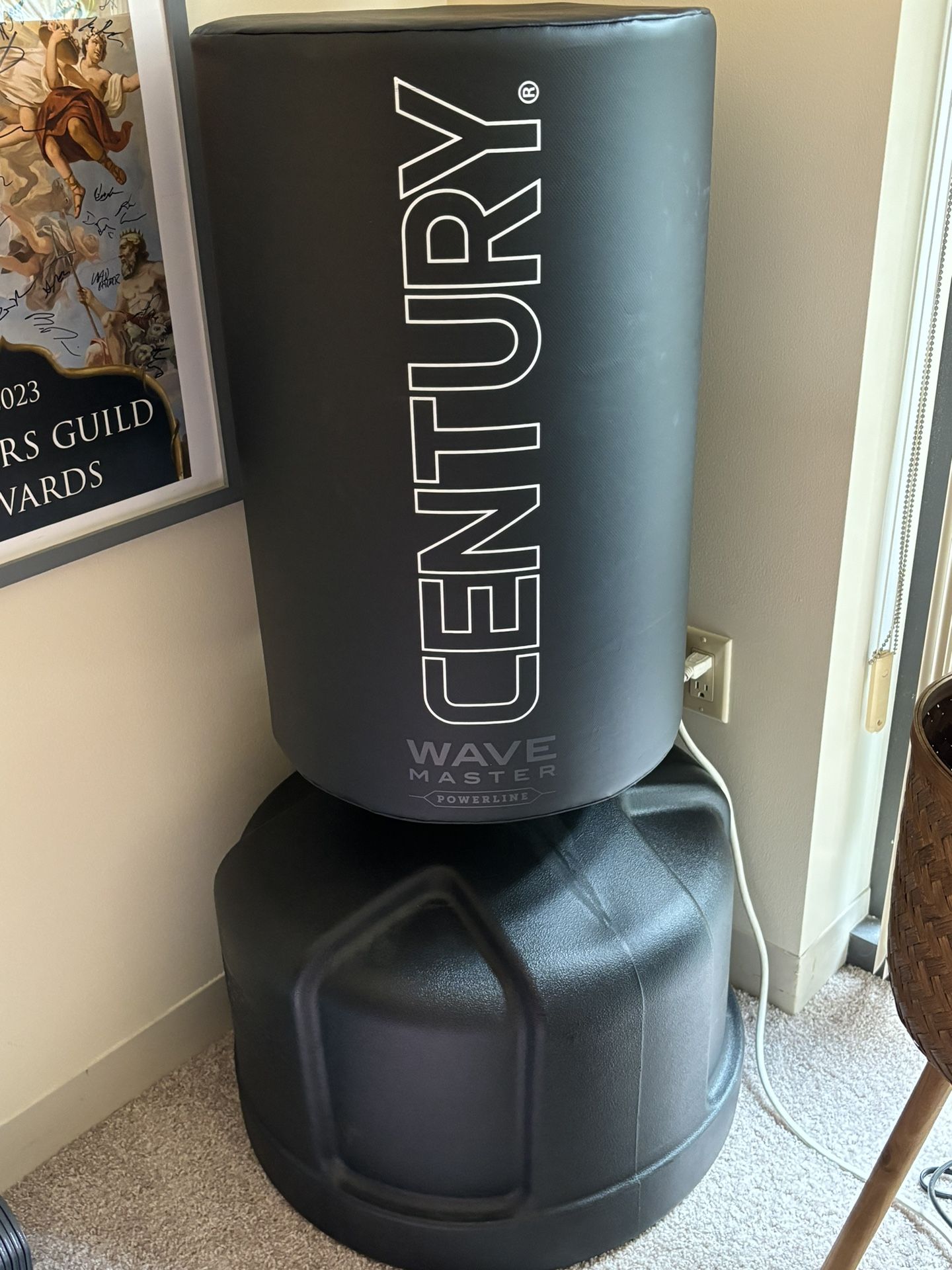 Century Wavemaster Large black