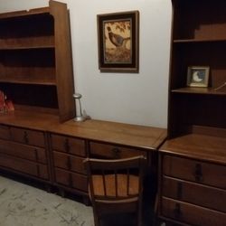 Vintage 7-piece Bedroom Set