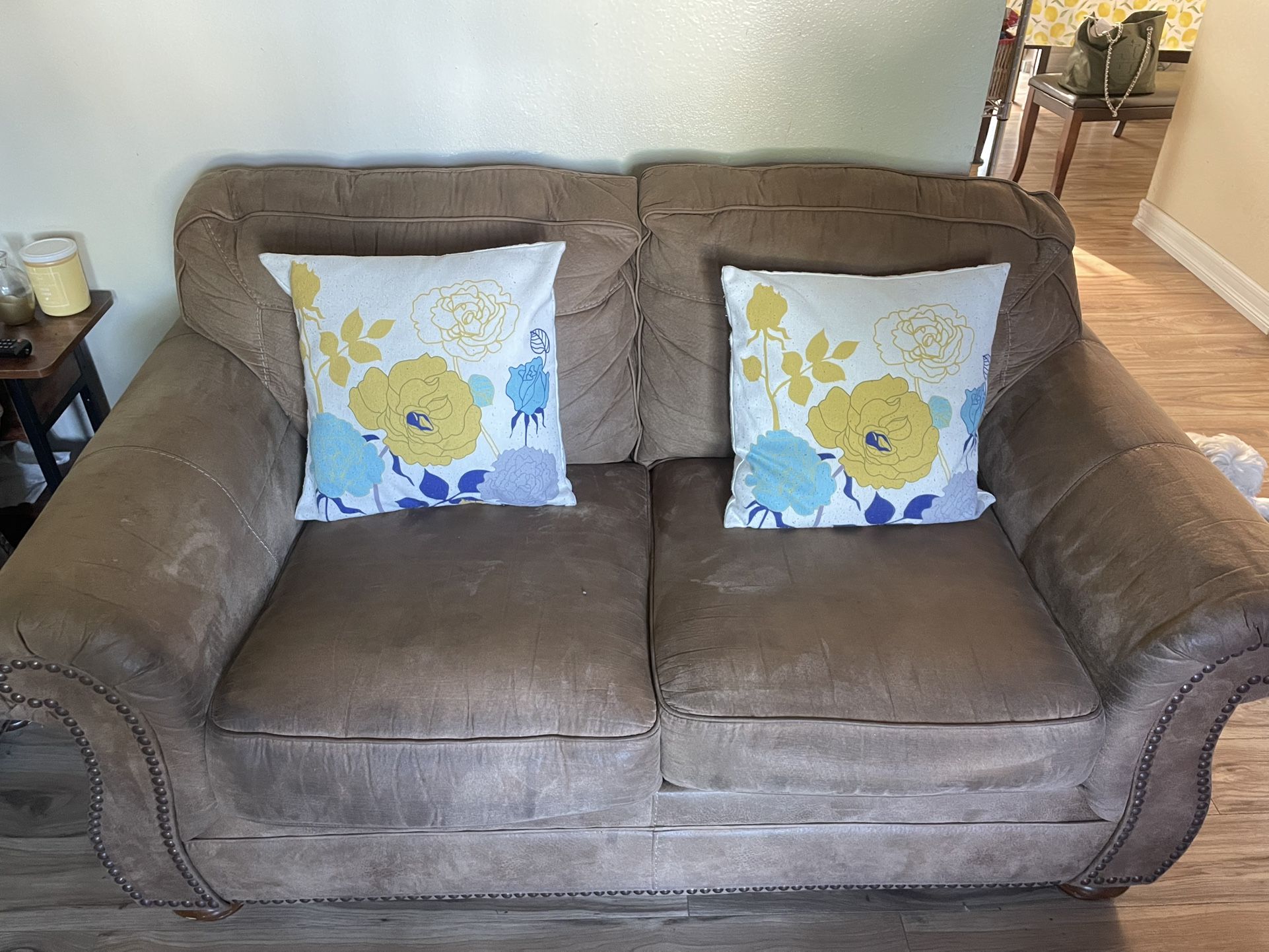 Set Of 2 Couches