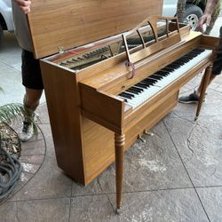 piano