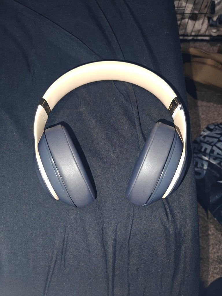 Beats Studio 3