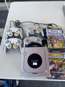 GameCube console DOL-001 Smash Kart Pak bundle 4 controllers melee double dash FIRM