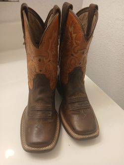 Ariat kids boots size 11