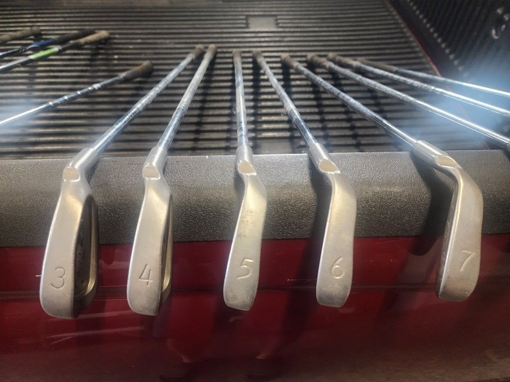 *** GOLF CLUB SET ***