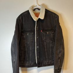 Levis Sherpa Trucker Jacket Mens S Grey Faded Denim Faux Fur Lining