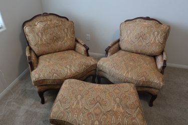 Ethan Allen bergere chair set