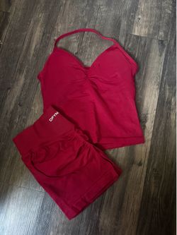Red Dfyne Set
