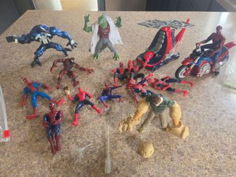 Spiderman toy action figures and villians