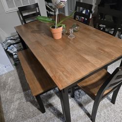 Dining Room Table 