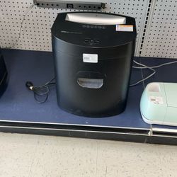Paper Shredder 