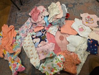 FREE: Huge bag of 0-6M baby girl clothes